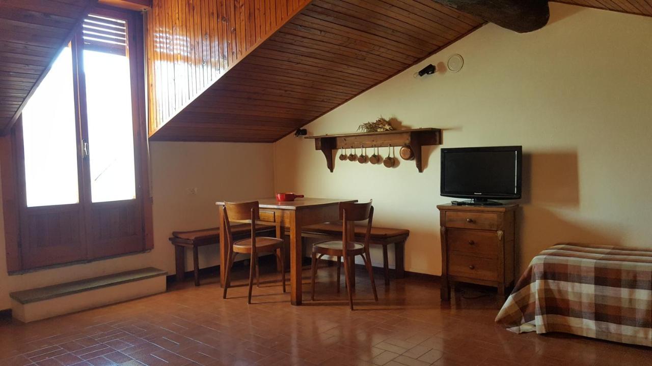 דירות קסטיונה דלה פרסולאנה Casa Dell'Alpinista מראה חיצוני תמונה